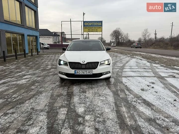 Авто Skoda Superb 2016 № 8376206