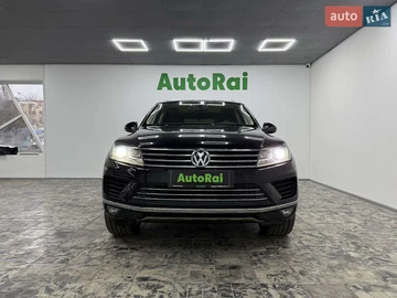 Авто Volkswagen Touareg 2016 № 8376409