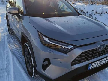Авто Toyota Rav4 Phev 2024 № 8376415