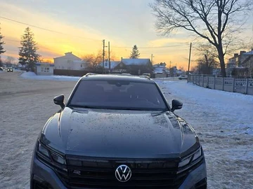 Авто Volkswagen Touareg 2023 № 8376446