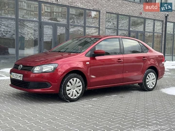 Авто Volkswagen Polo 2011 № 8376901