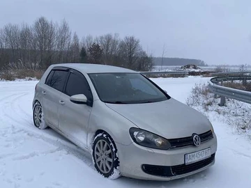 Авто Volkswagen Golf 2010 № 8376906