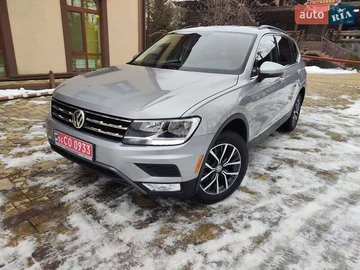 Авто Volkswagen Tiguan 2020 № 8377148