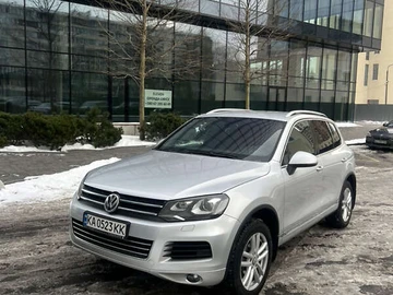 Авто Volkswagen Touareg 2014 № 8377236