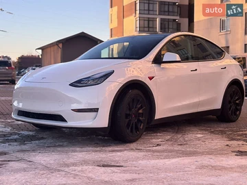 Авто Tesla Model Y 2021 № 8377318