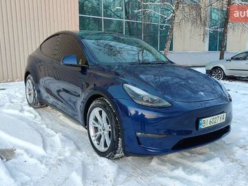 Авто Tesla Model Y 2023 № 8377334