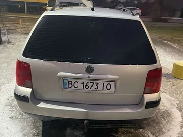 Авто Volkswagen Passat 2000 № 8377461