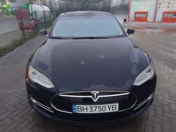 Авто Tesla Model S 2013 № 8378149