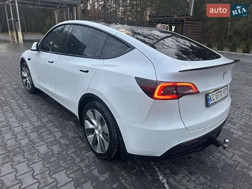 Авто Tesla Model Y 2021 № 8378214