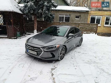 Авто Hyundai Elantra 2018 № 8378404