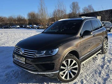 Авто Volkswagen Touareg 2015 № 8378535