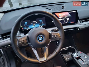 Авто BMW Ix1 2024 № 8378554