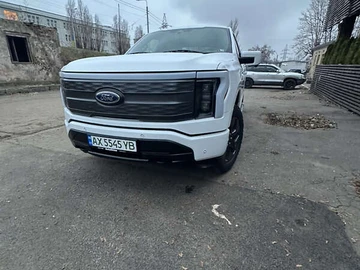 Авто Ford F-150 2023 № 8378556
