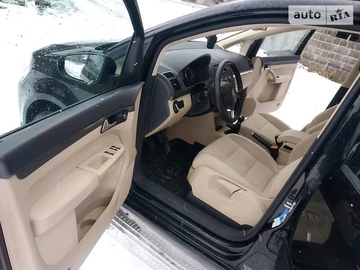 Авто Volkswagen Touran 2010 № 8378856