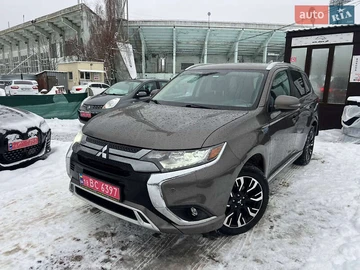 Авто Mitsubishi Outlander 2018 № 8379068