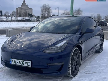 Авто Tesla Model 3 2023 № 8379069
