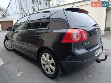 Авто Volkswagen Golf 2005 № 8379323