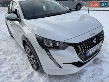 Авто Peugeot E-208 2020 № 8379586