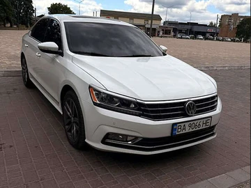 Авто Volkswagen Passat 2017 № 8379618