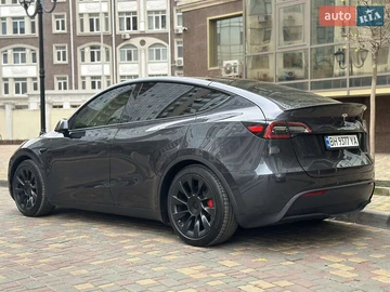 Авто Tesla Model Y 2024 № 8379654