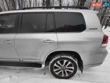 Авто Toyota Land Cruiser 2017 № 8379700