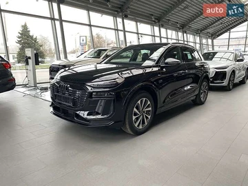 Авто Audi E-Tron 2025 № 8379713