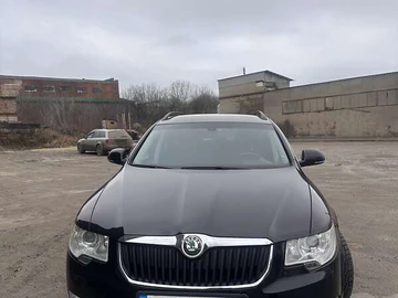 Авто Skoda Superb 2013 № 8380013
