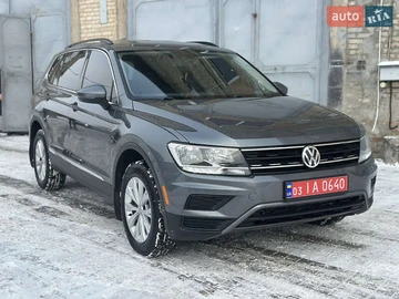 Авто Volkswagen Tiguan 2018 № 8380118