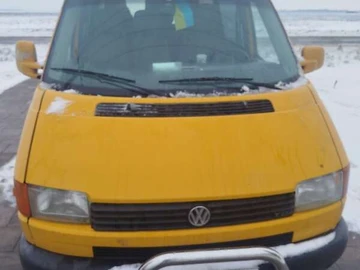 Авто Volkswagen Transporter 2000 № 8380508