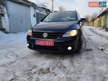 Авто Volkswagen Golf Plus 2008 № 8380620