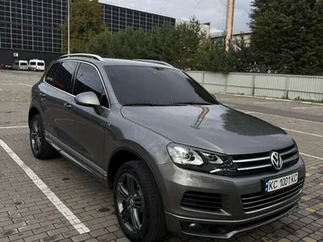 Авто Volkswagen Touareg 2013 № 8380701