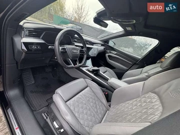 Авто Audi E-Tron 2019 № 8380702