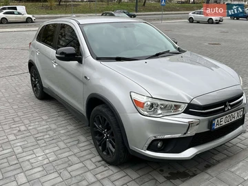 Авто Mitsubishi Outlander 2018 № 8381183