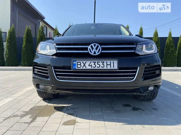 Авто Volkswagen Touareg 2011 № 8381184
