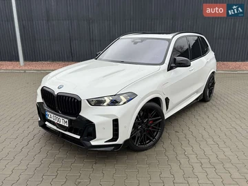 Авто BMW X5 2023 № 8381365