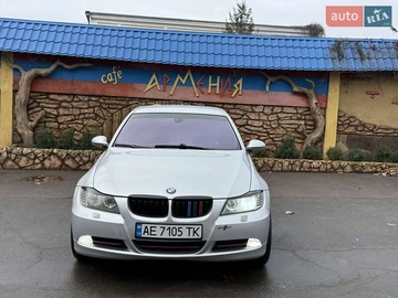 Авто BMW 3 Series 2005 № 8381666