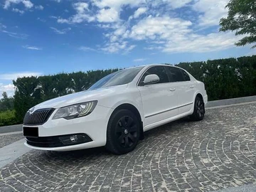 Авто Skoda Superb 2014 № 8382106