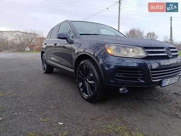 Авто Volkswagen Touareg 2014 № 8382330