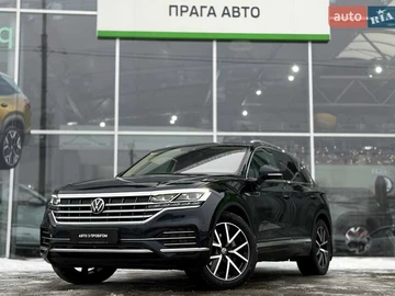 Авто Volkswagen Touareg 2022 № 8382453