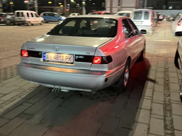Авто Toyota Camry 2000 № 8382499