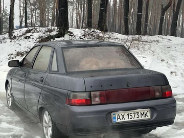 Авто ВАЗ 2110 2001 № 8382502