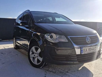 Авто Volkswagen Touran 2009 № 8382644