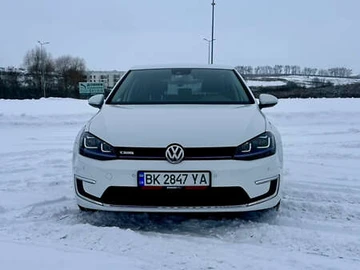 Авто Volkswagen E-Golf 2014 № 8382660