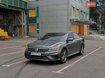 Авто Volkswagen Passat 2017 № 8382711