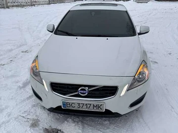 Авто Volvo S60 2013 № 8382715