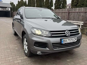 Авто Volkswagen Touareg 2014 № 8382853