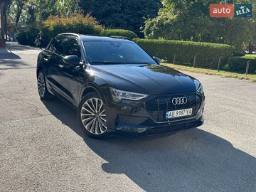 Авто Audi E-Tron 2019 № 8382866