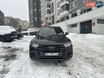 Авто Audi Q5 2020 № 8383001