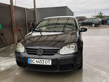 Авто Volkswagen Golf 2004 № 8383154