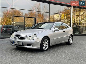 Авто Mercedes Clk-Class 2004 № 8383194